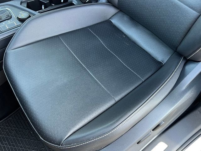 Used 2021 Volkswagen Tiguan SE R-Line image 13