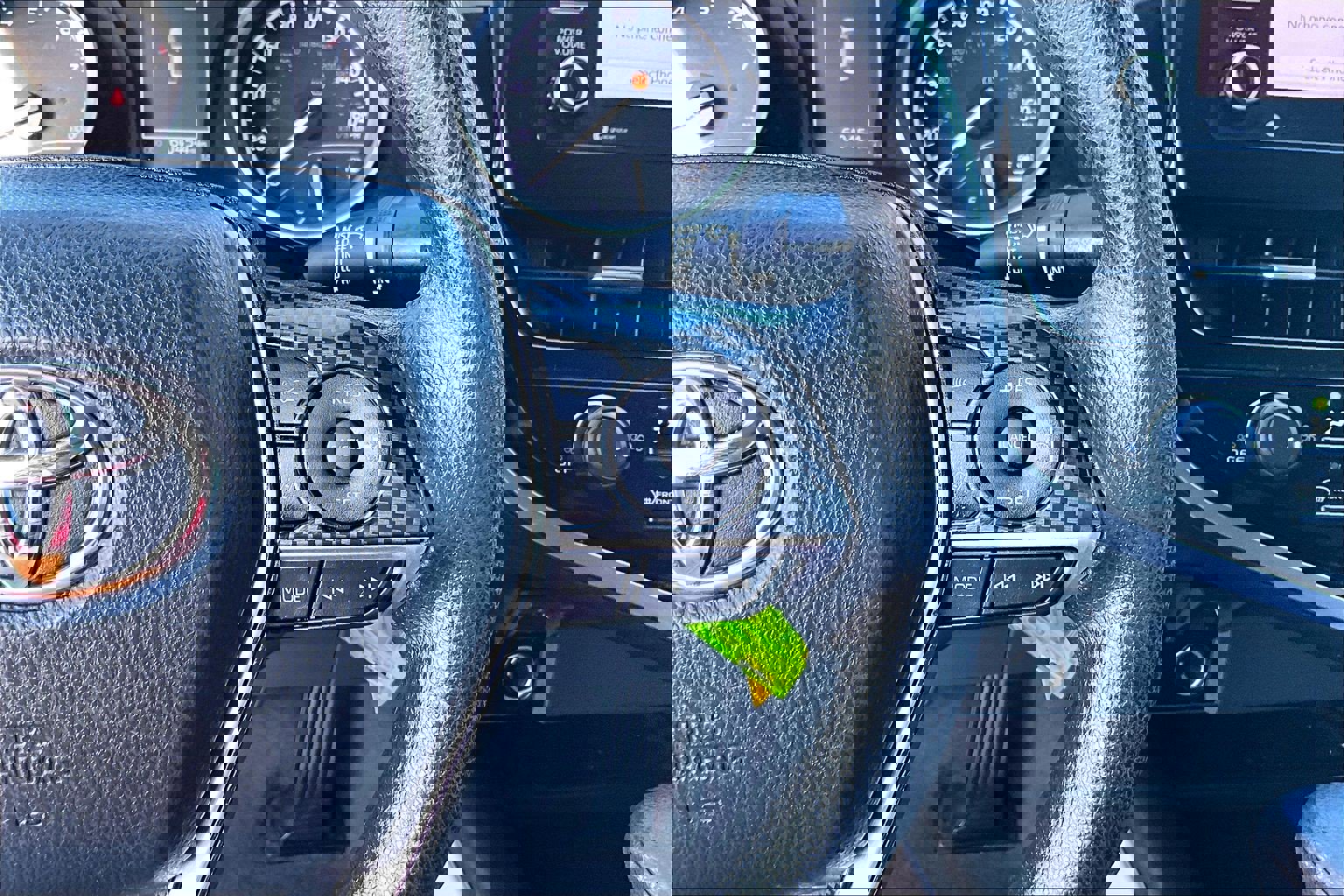 Used 2021 Toyota Camry LE w/ Carpet Mat Package (TMS) image 17