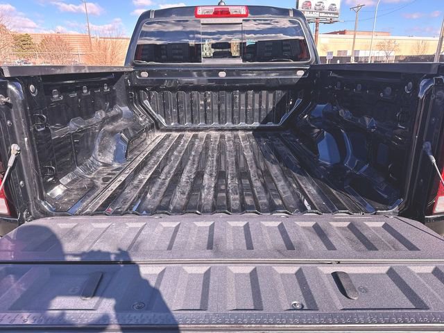 Used 2023 Chevrolet Colorado LT w/ LT Convenience Package II image 25