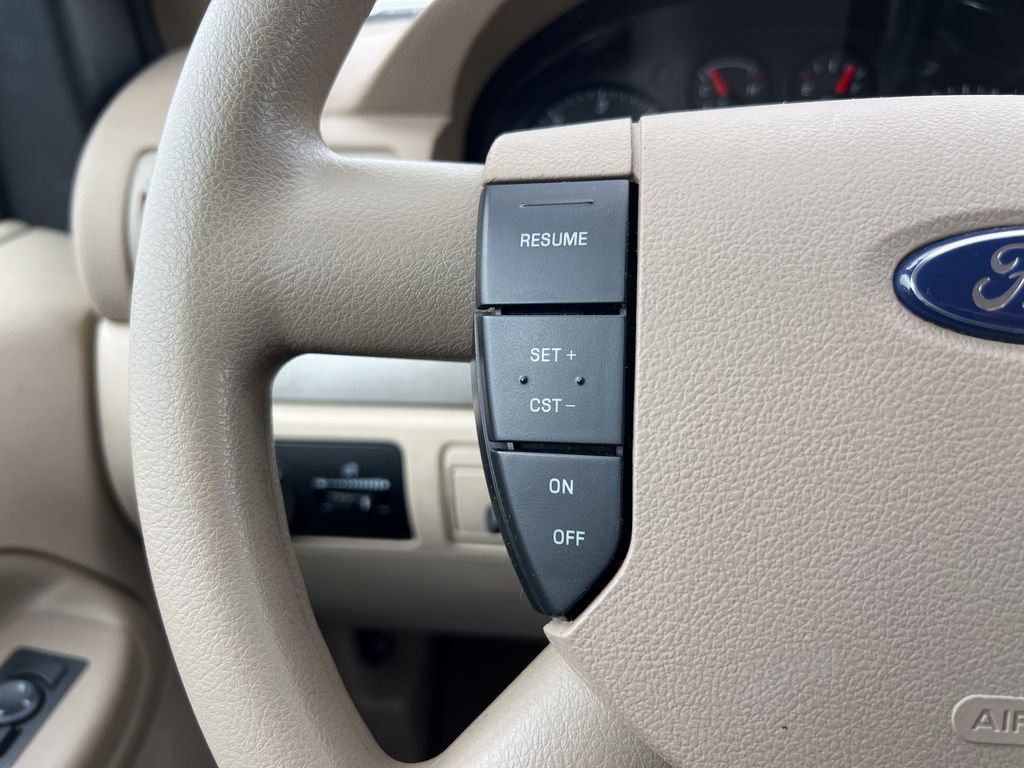 Used 2004 Ford Freestar SES FWD image 16