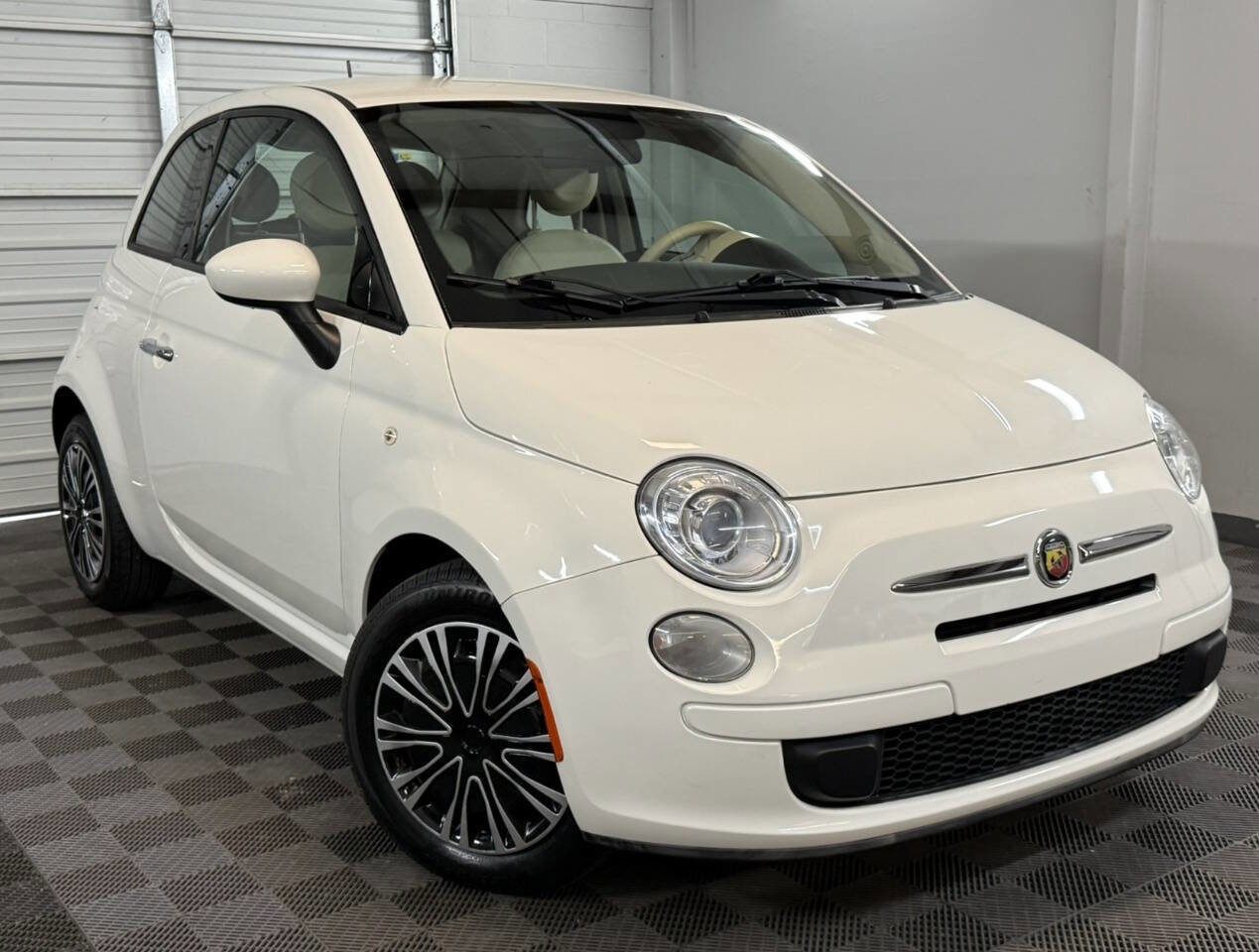 Used 2015 FIAT 500 Pop image 1