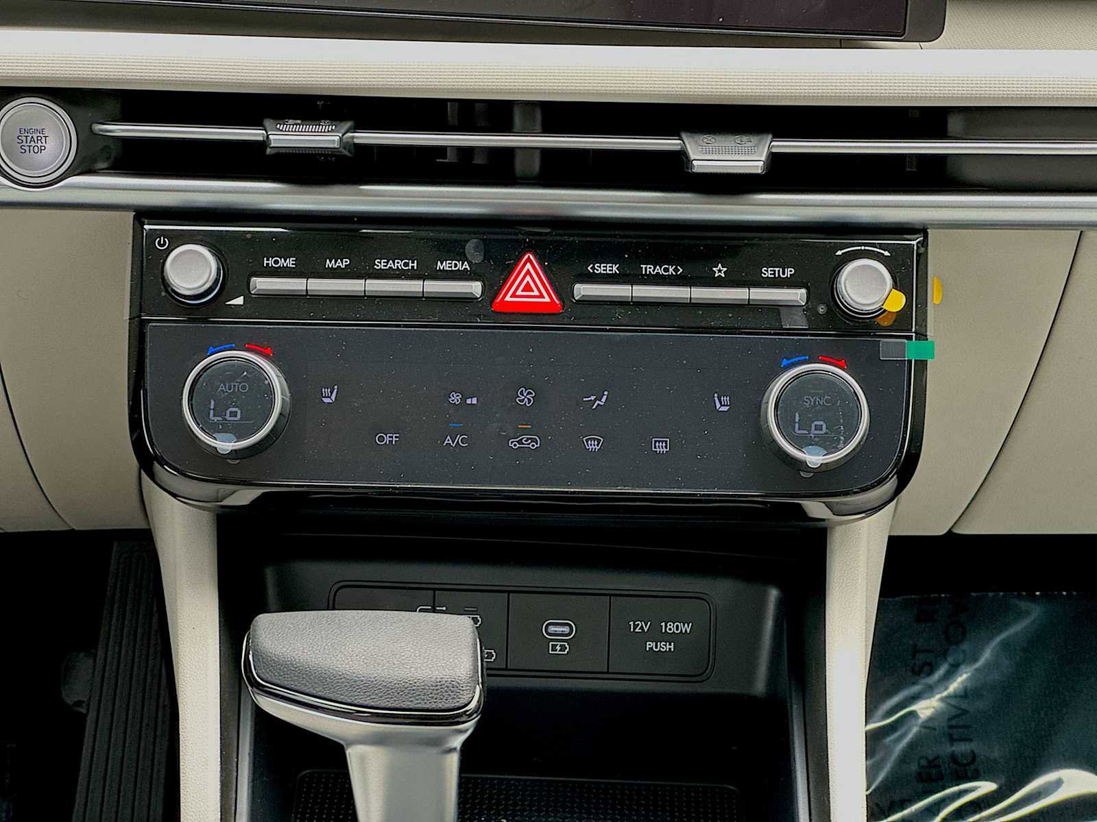 New 2026 Hyundai Tucson SEL FWD image 16