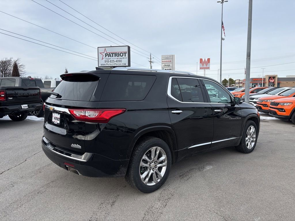 Used 2021 Chevrolet Traverse High Country image 3