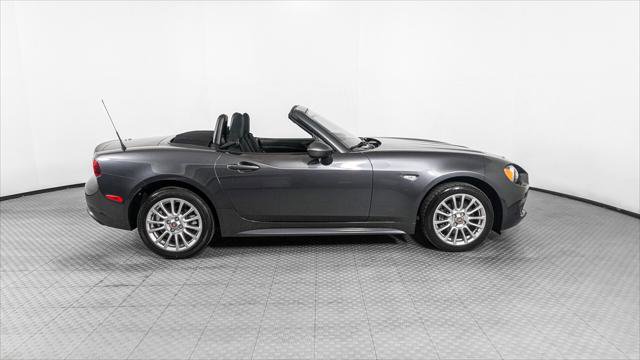 Used 2017 FIAT 124 Spider Classica image 7