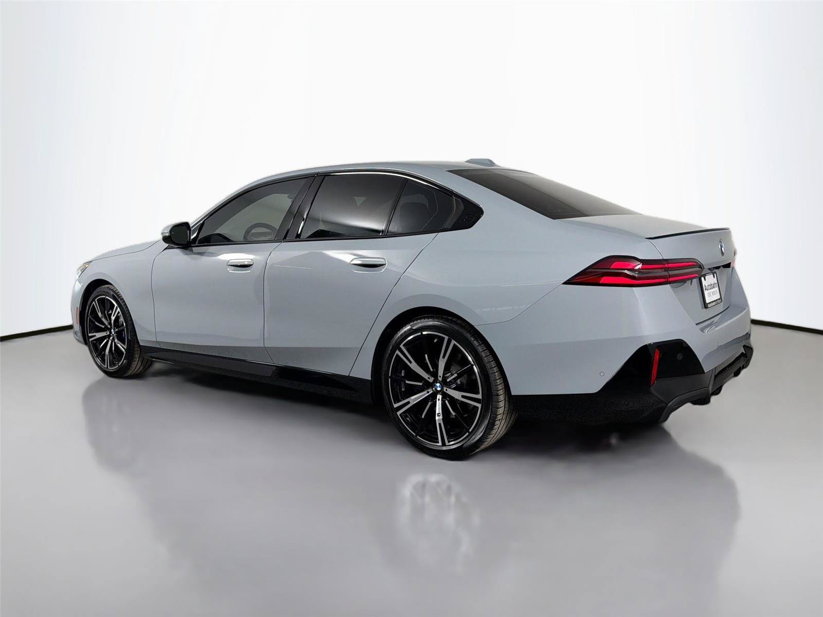 New 2027 BMW 530i w/ M Sport Package RWD image 13