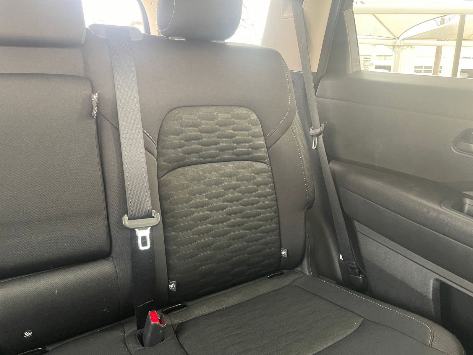 Used 2025 Nissan Pathfinder SV image 41