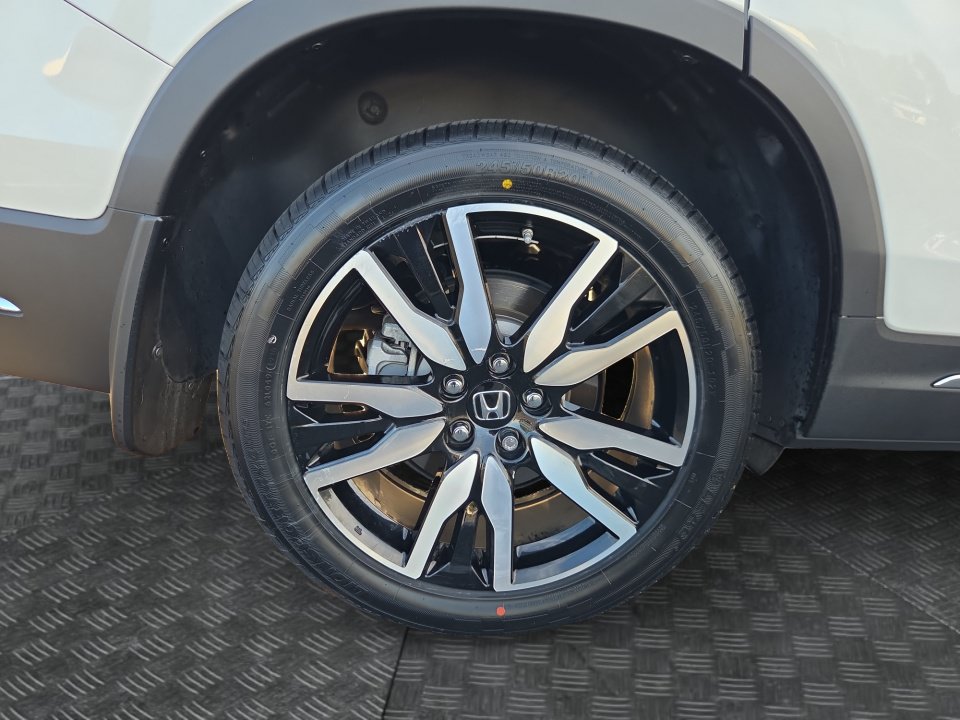 Used 2022 Honda Pilot Touring image 23