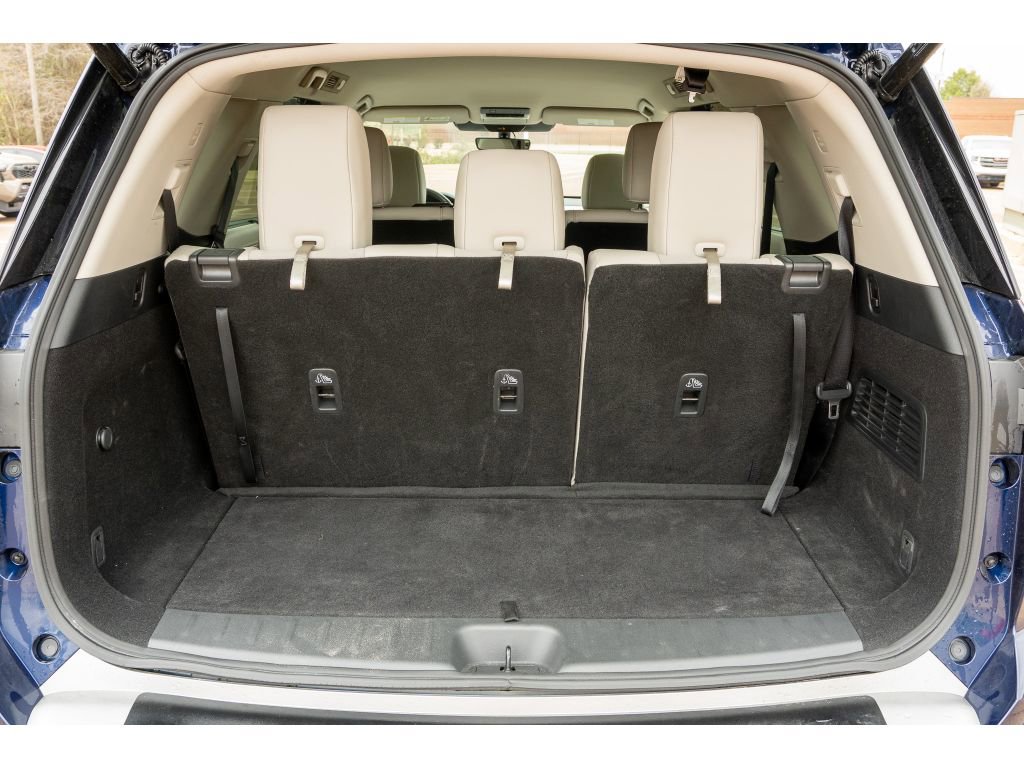 Used 2024 Nissan Pathfinder SL image 15