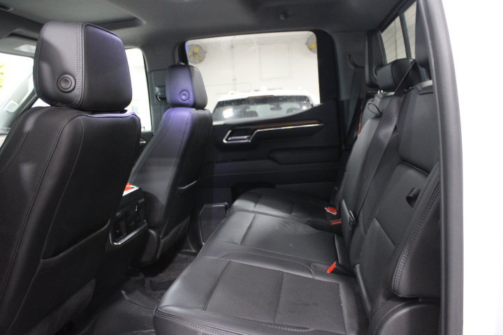 Used 2024 GMC Sierra 1500 Denali w/ Denali Reserve Package AWD/4WD image 14