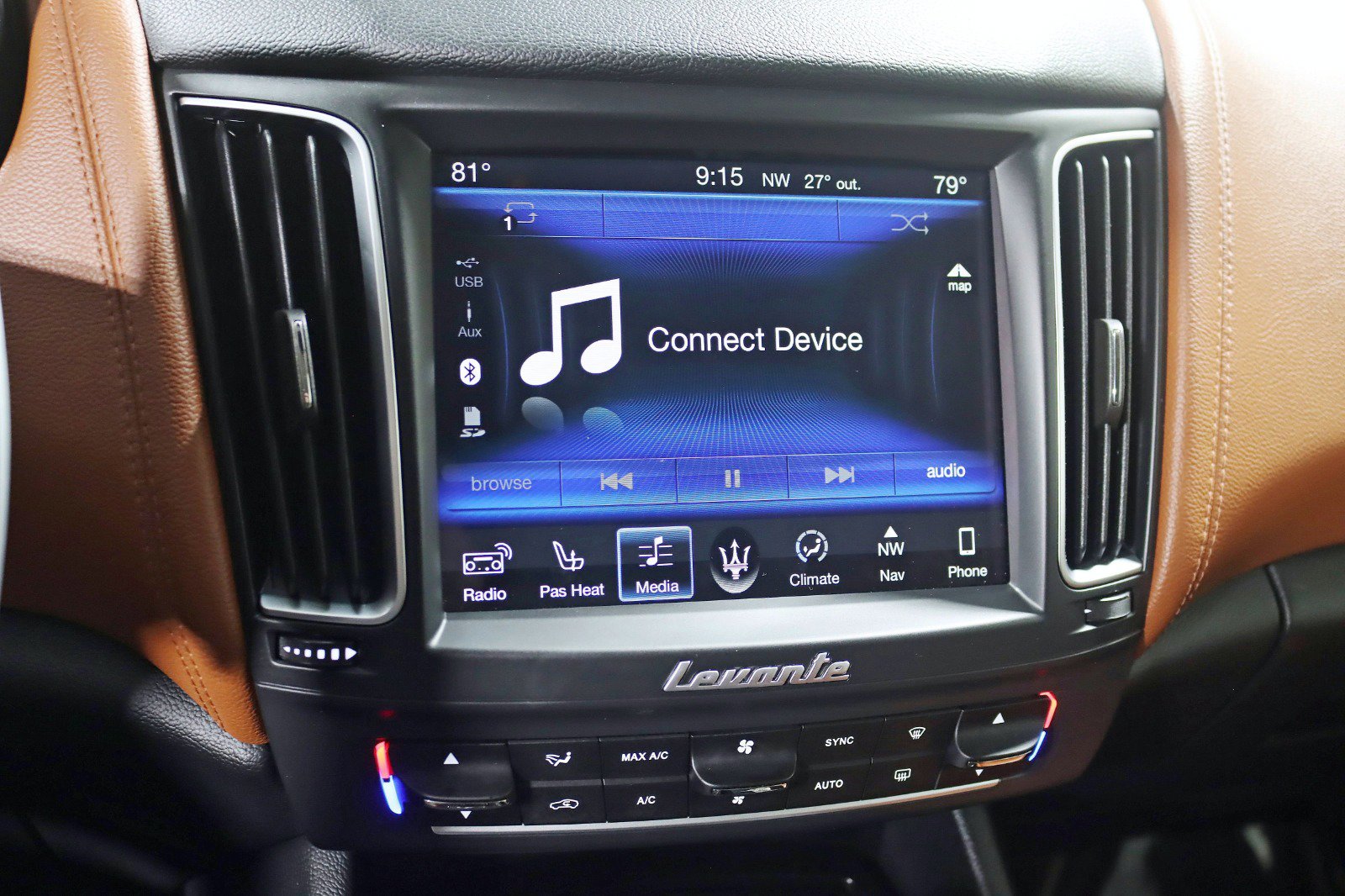 Used 2017 Maserati Levante S image 20