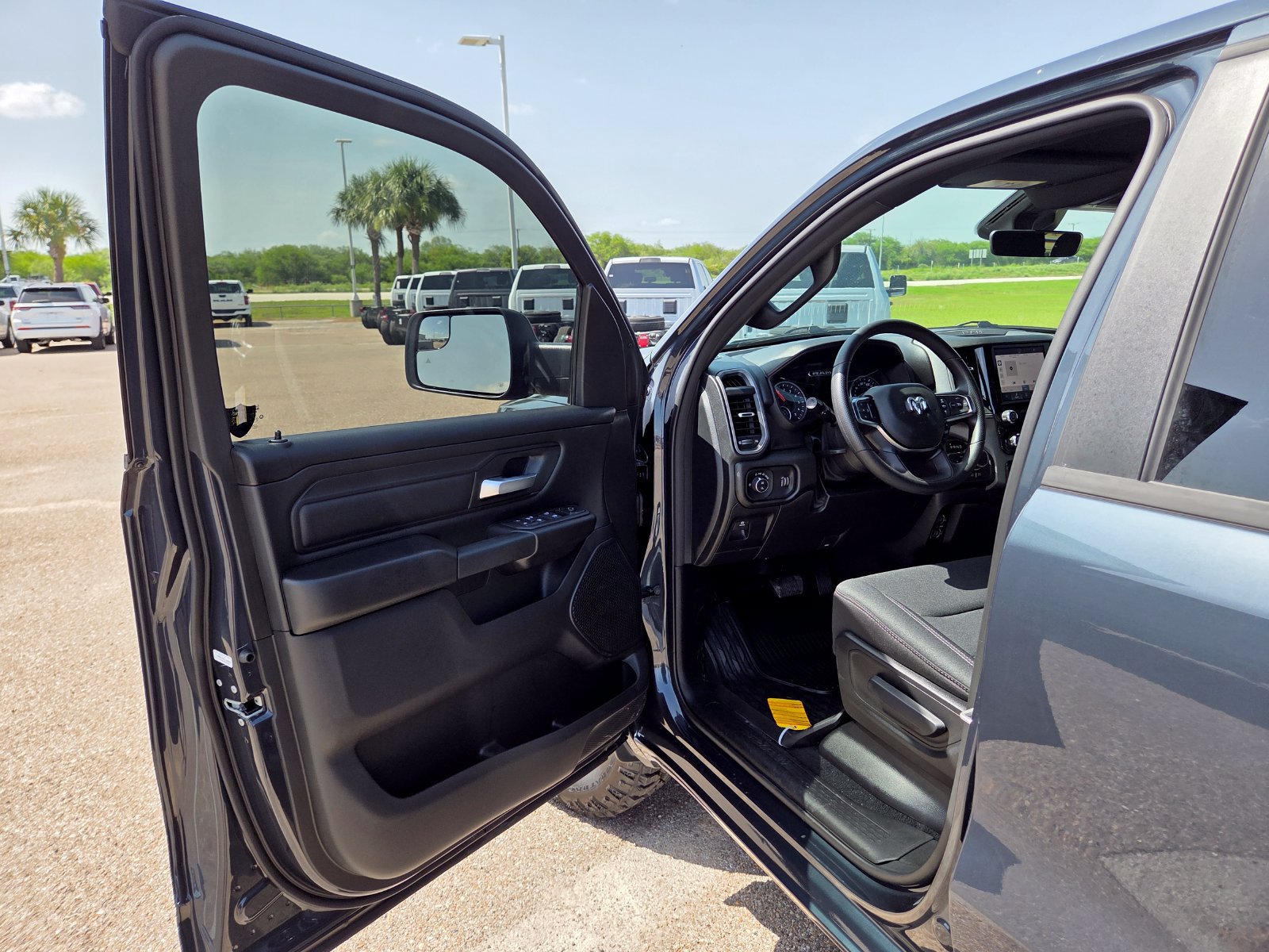New 2026 RAM 1500 Warlock AWD/4WD image 12