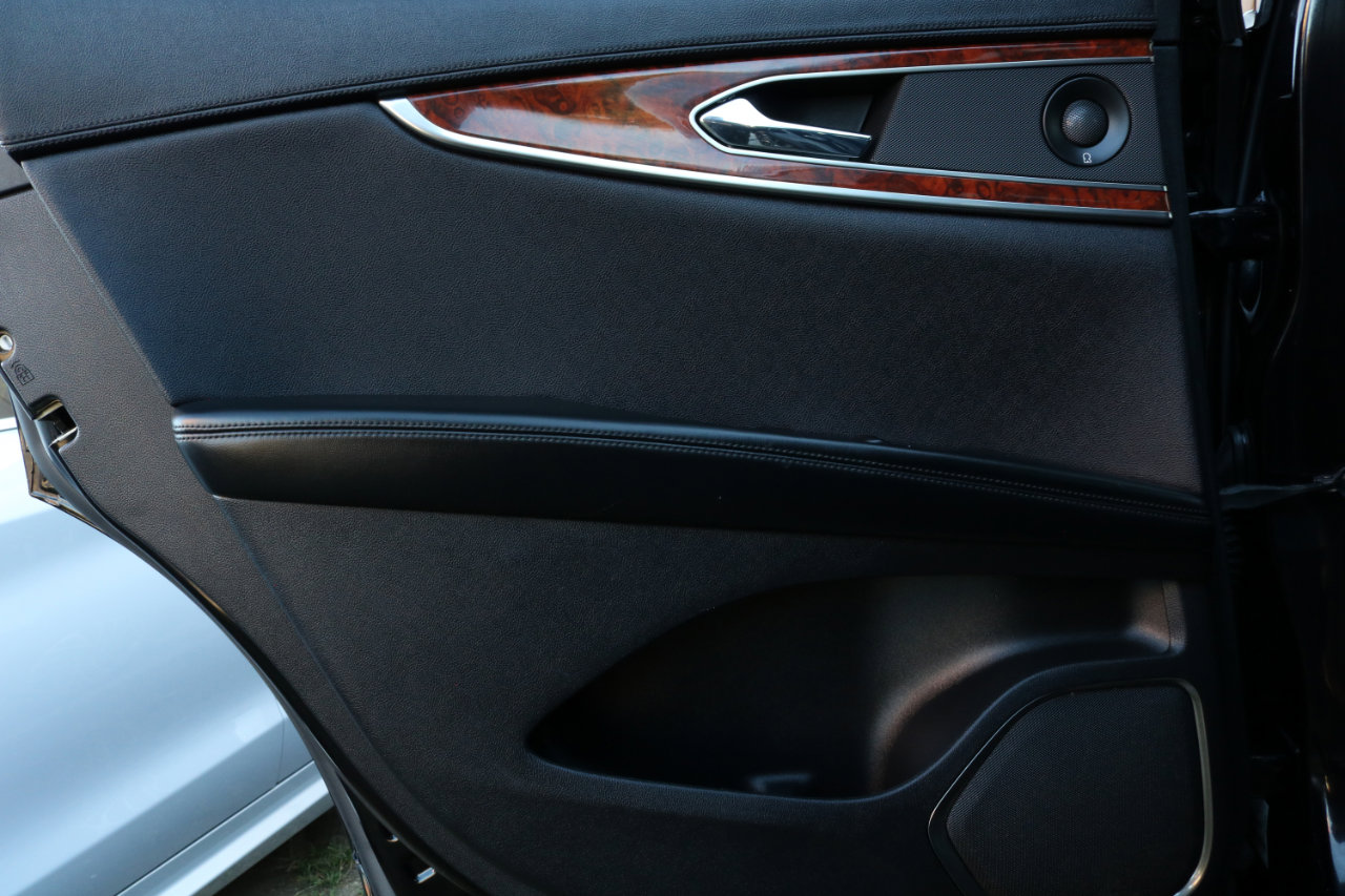 Used 2019 Lincoln Nautilus Reserve image 31