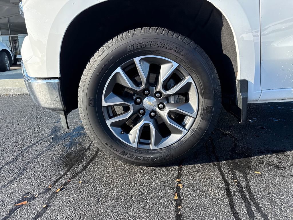 Used 2022 Chevrolet Silverado 1500 LT image 31