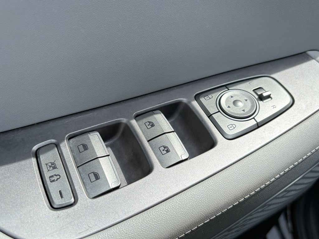 Used 2022 Hyundai Palisade SEL FWD image 12