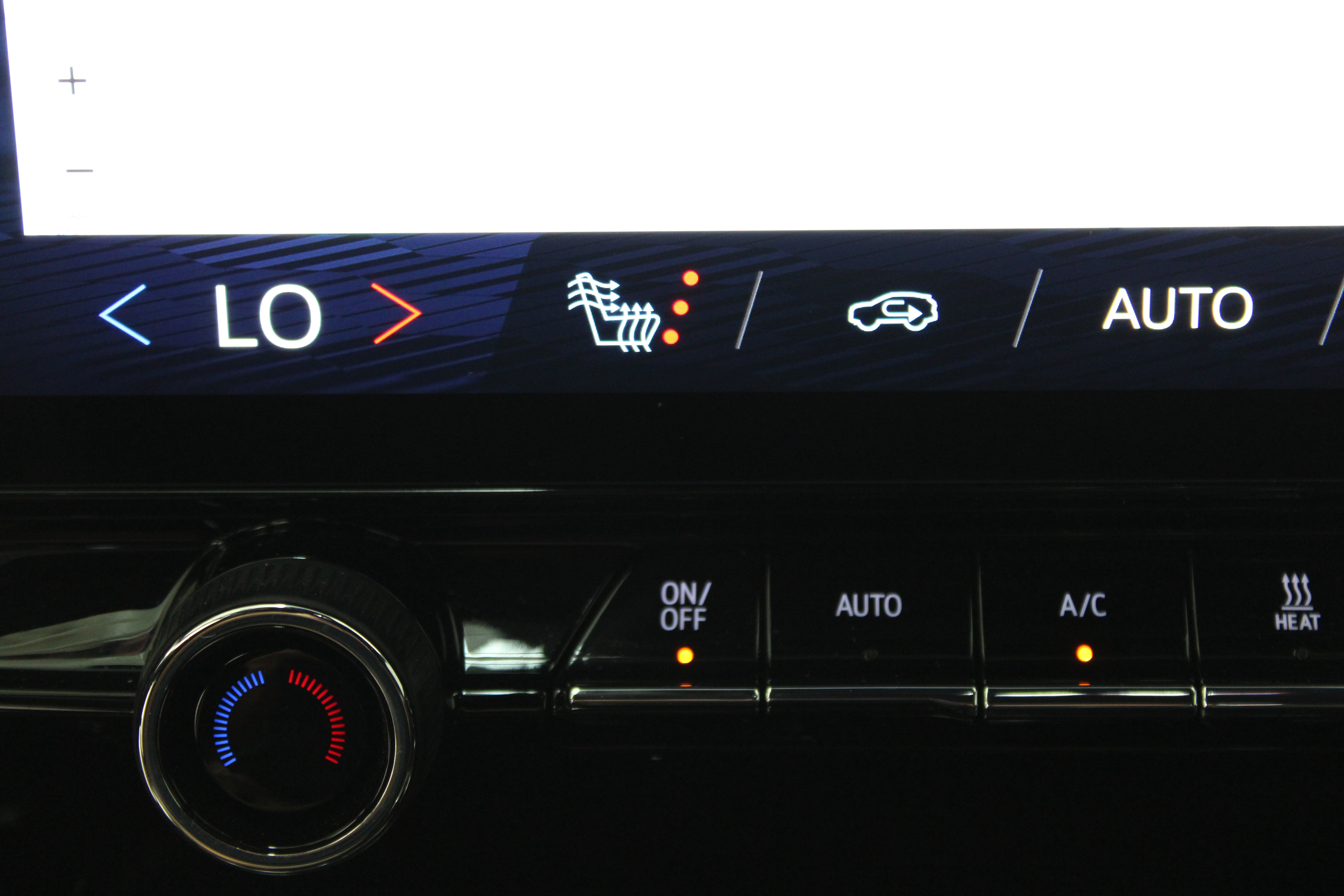 Used 2025 Chevrolet Blazer EV LT FWD image 22