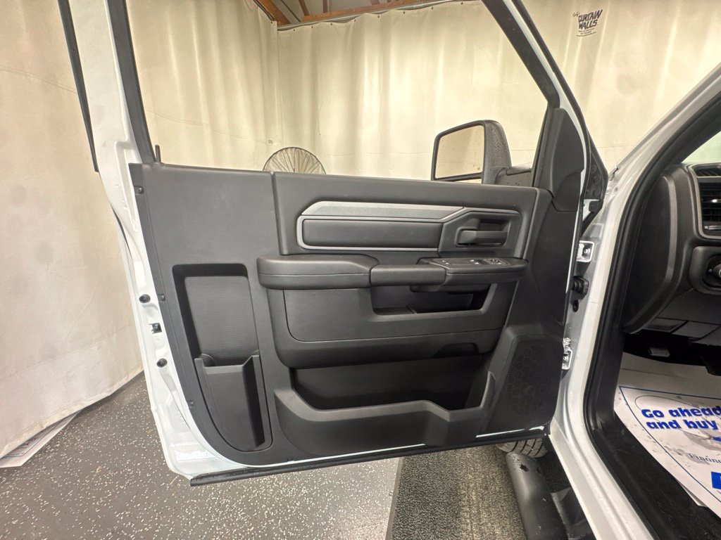 New 2027 RAM 3500 Tradesman AWD/4WD image 15