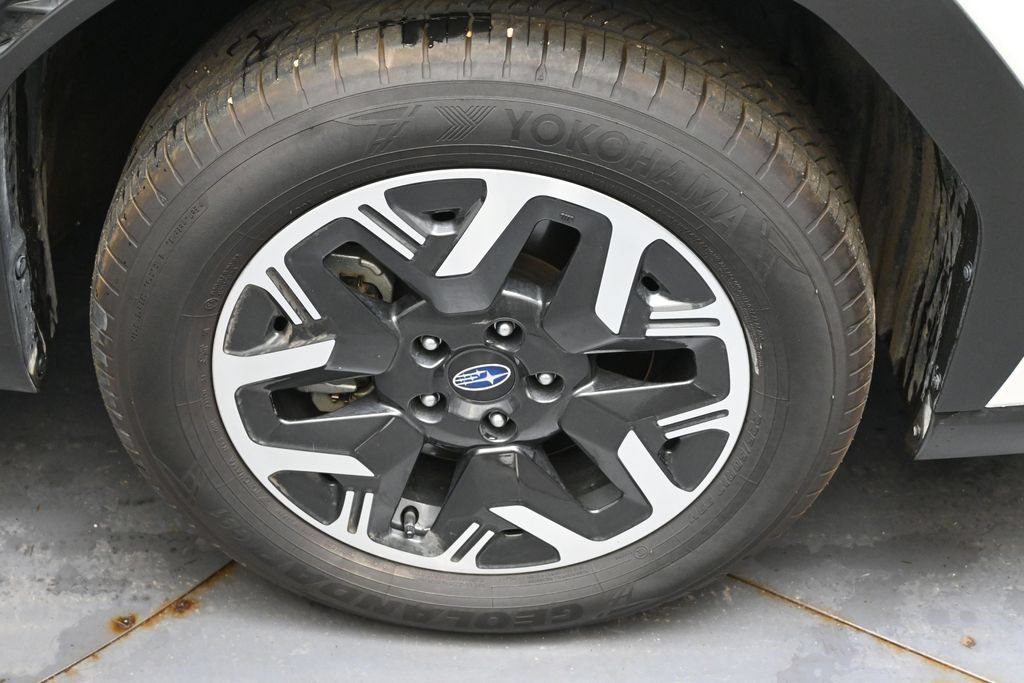Certified 2025 Subaru Forester Premium AWD/4WD image 10