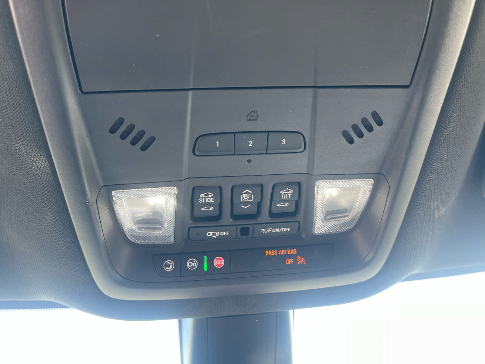 Used 2023 Buick Enclave Essence w/ Experience Buick Package FWD image 23
