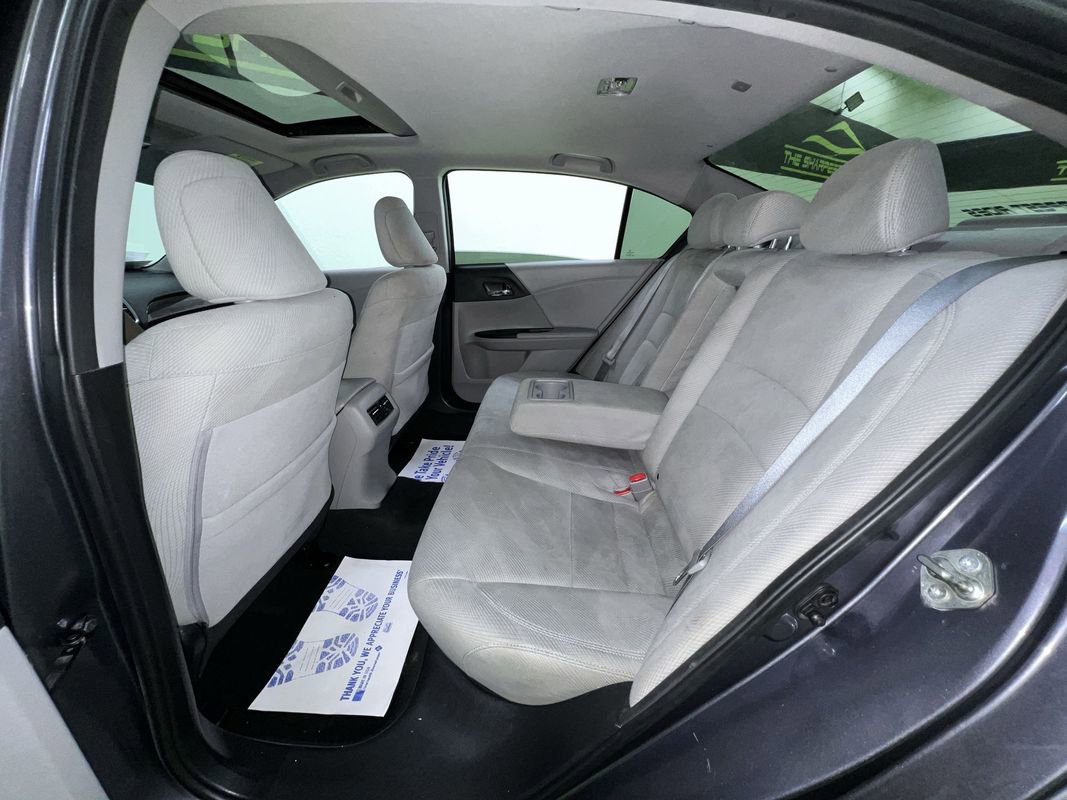 Used 2017 Honda Accord EX image 26