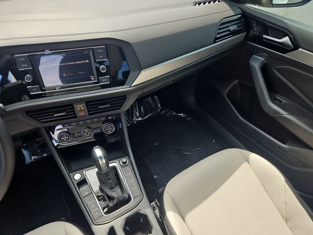 Used 2019 Volkswagen Jetta R-Line image 13
