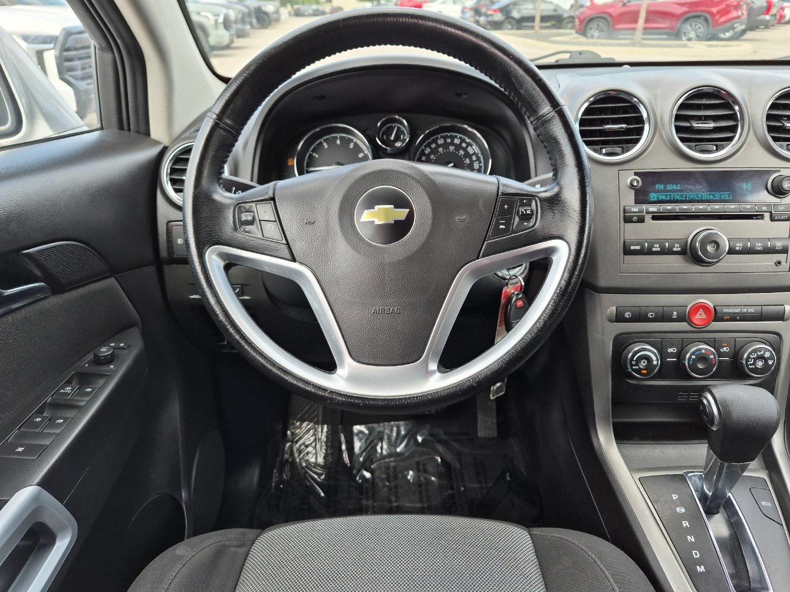Used 2014 Chevrolet Captiva Sport LT FWD image 13