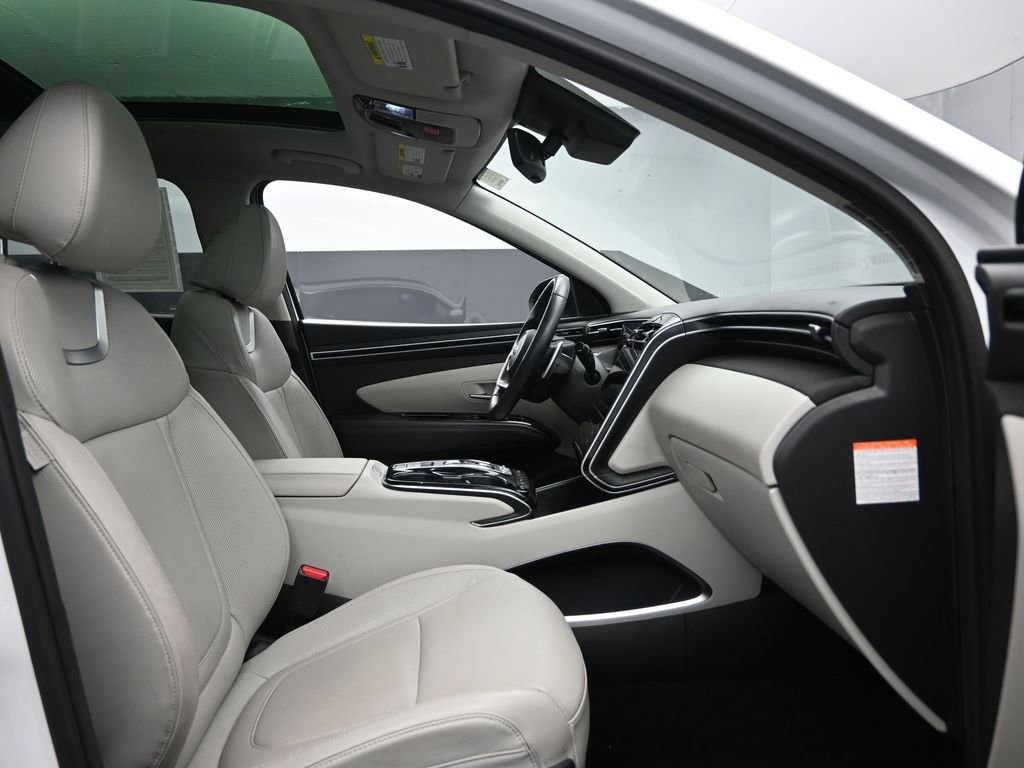 Used 2024 Hyundai Tucson Limited image 31