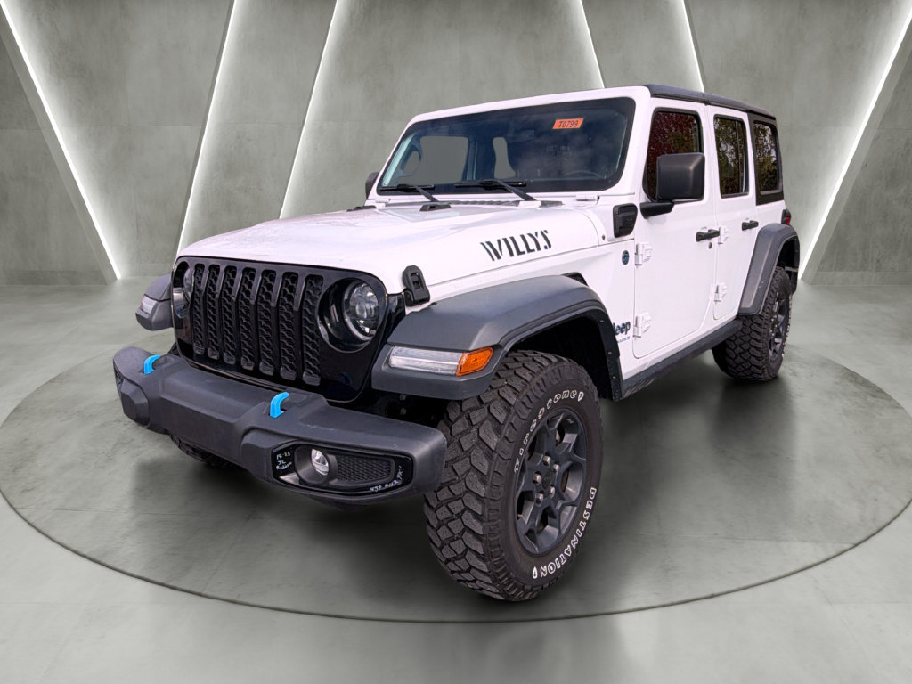 Used 2023 Jeep Wrangler Unlimited w/ Cold Weather Group AWD/4WD image 7