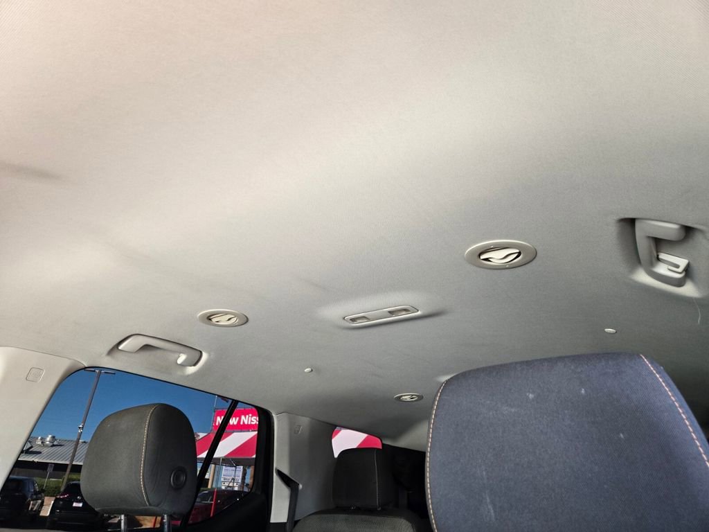 Used 2019 Chevrolet Traverse LT w/ LPO, Cargo Package image 12