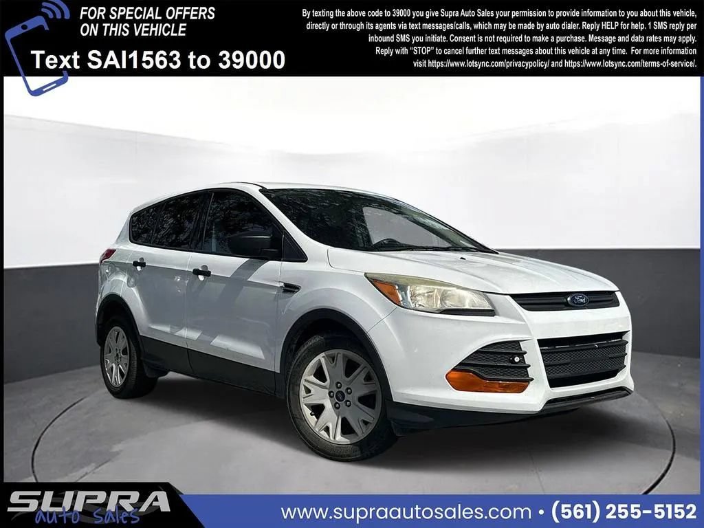 Used 2015 Ford Escape S FWD image 1