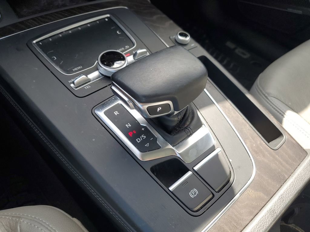 Used 2018 Audi Q5 Prestige image 25