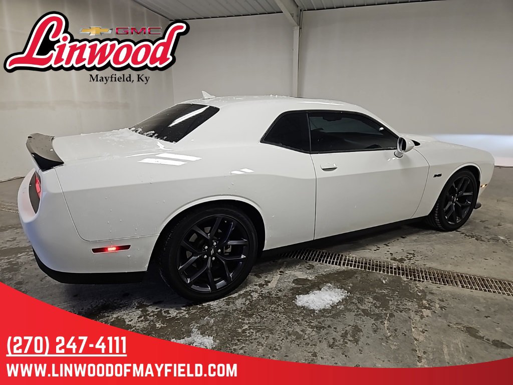 Used 2023 Dodge Challenger R/T w/ Plus Package image 2
