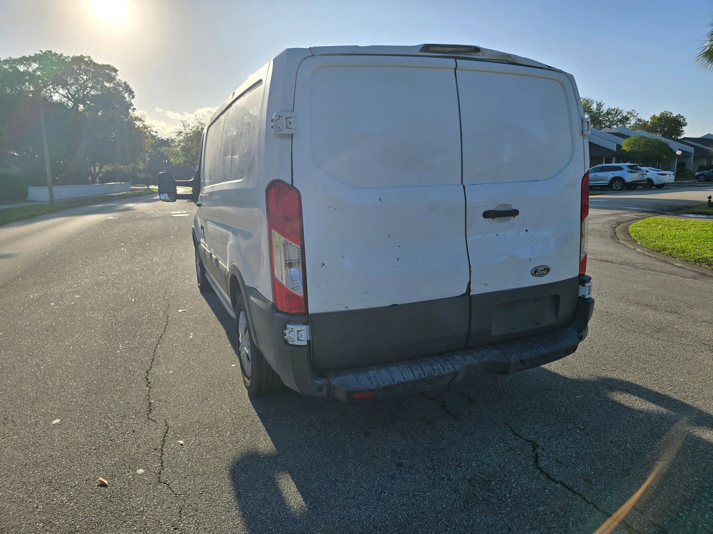 Used 2015 Ford Transit 150 130 Low Roof w/ Exterior Upgrade Package RWD image 6