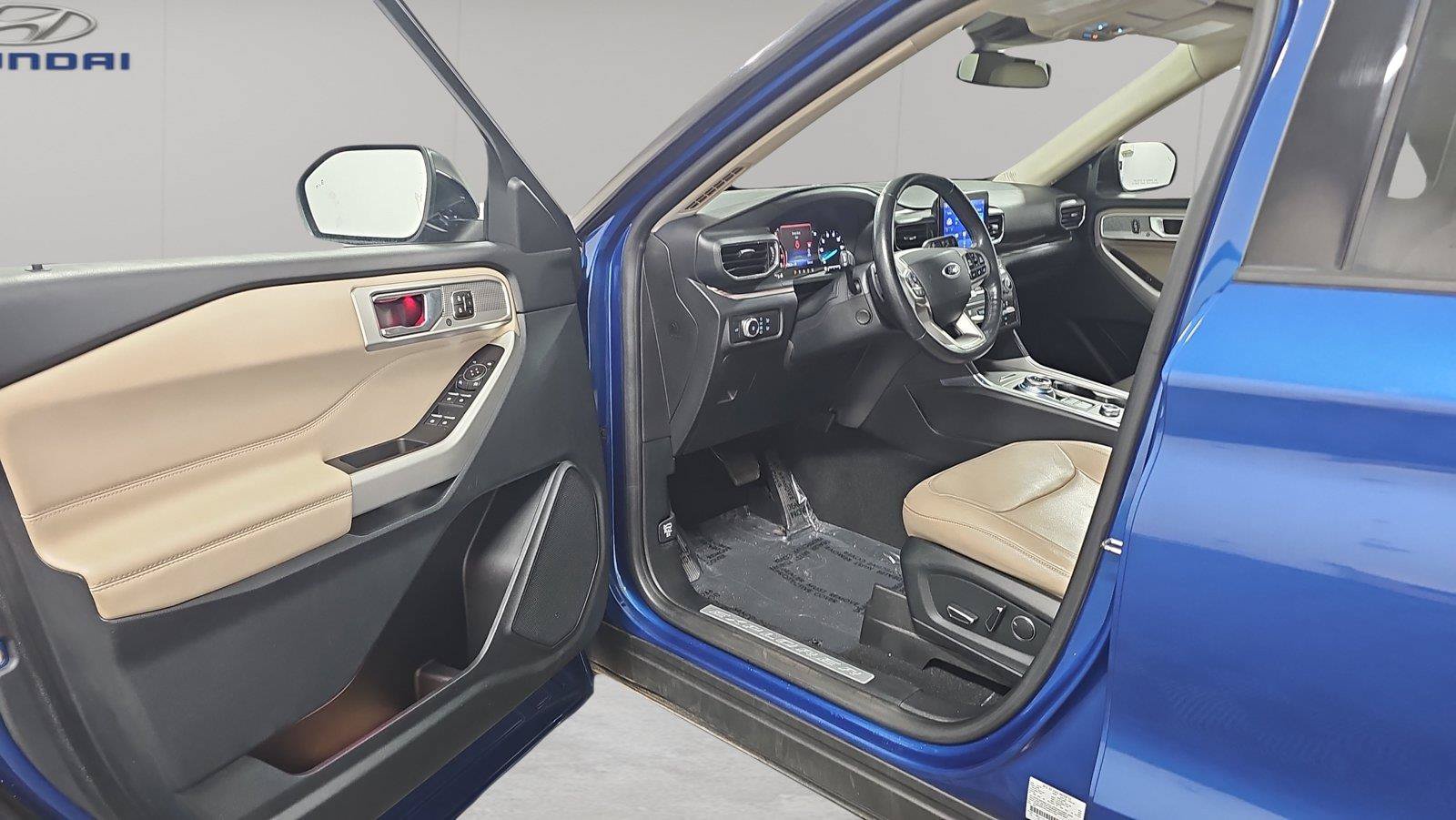 Used 2020 Ford Explorer Limited AWD/4WD image 23