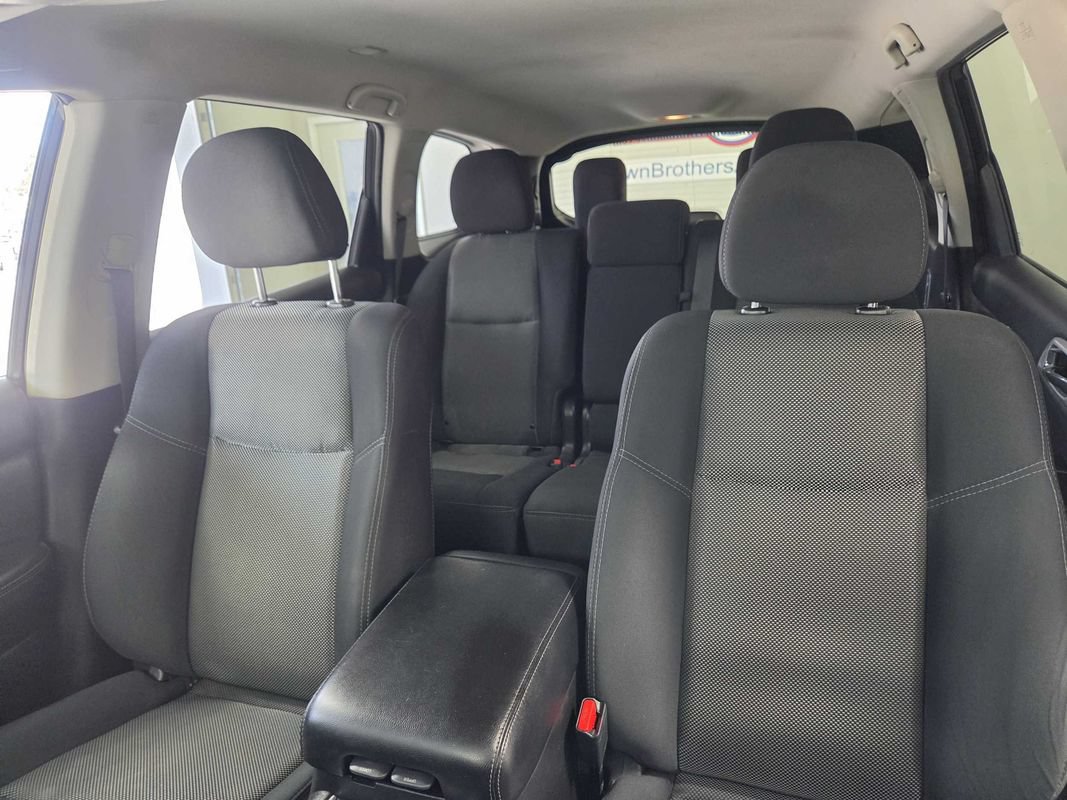 Used 2019 Nissan Pathfinder SV AWD/4WD image 5