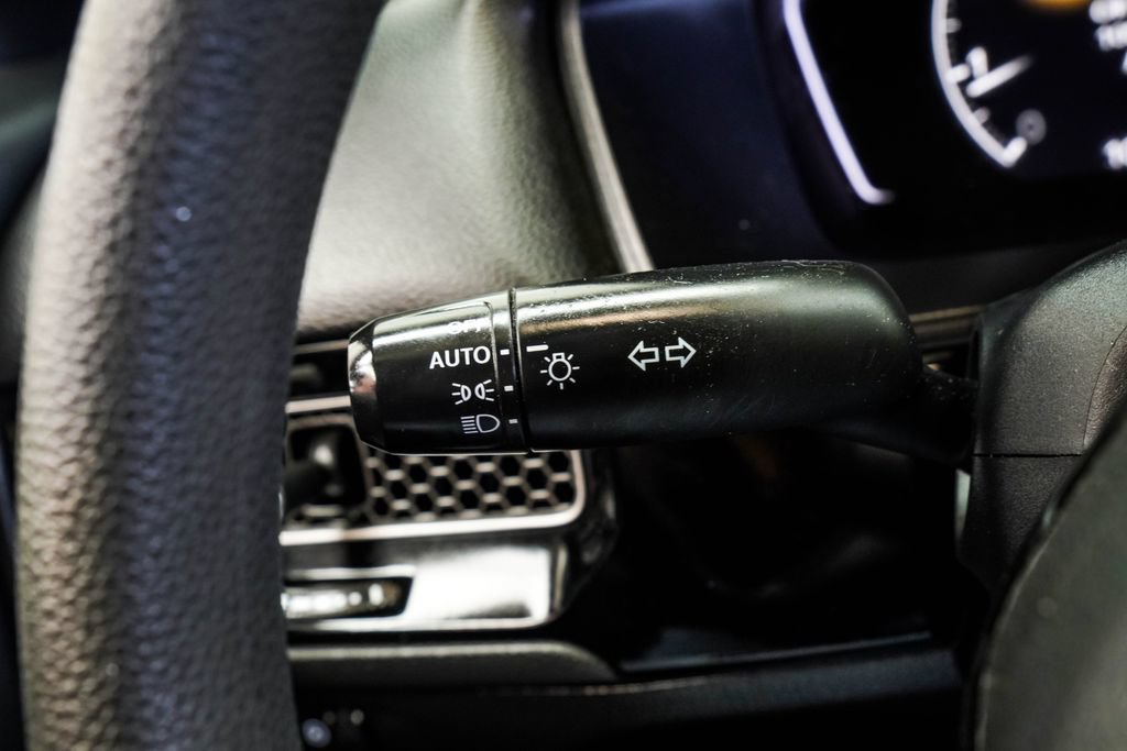 Used 2023 Honda Civic LX image 37