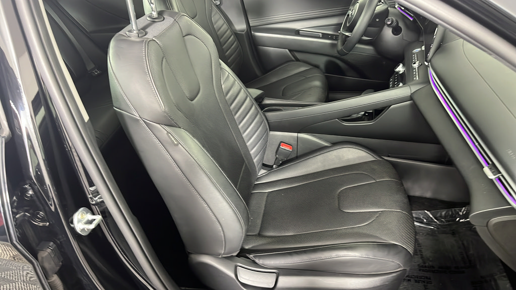 Used 2022 Hyundai Elantra Limited w/ Cargo Package FWD image 16