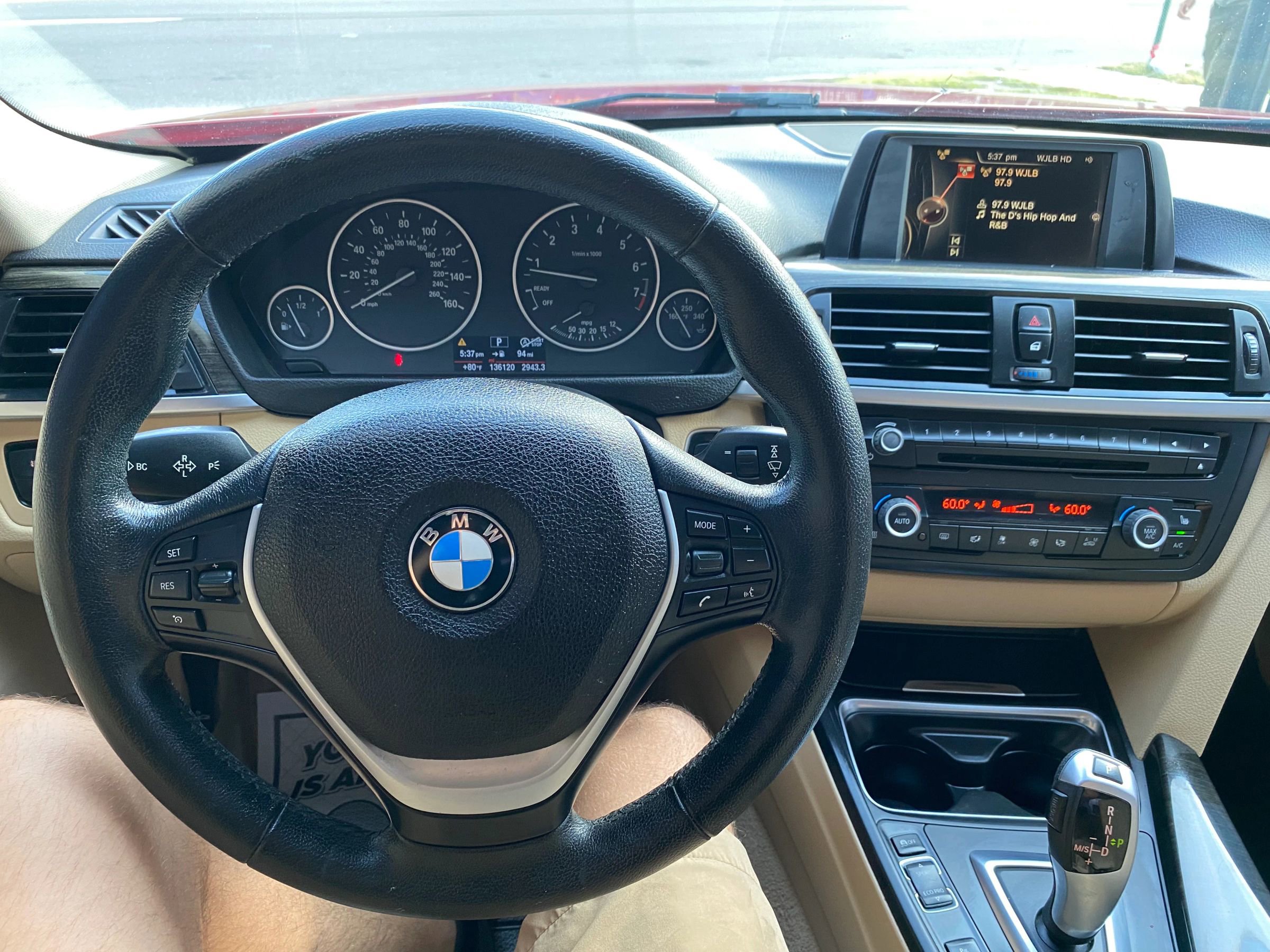 Used 2015 BMW 328i Sedan image 12