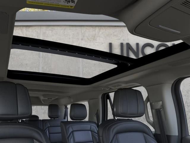 New 2026 Lincoln Navigator L Reserve AWD/4WD image 22