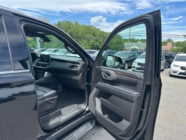 Used 2021 Chevrolet Tahoe LT w/ LT Signature Package AWD/4WD image 11