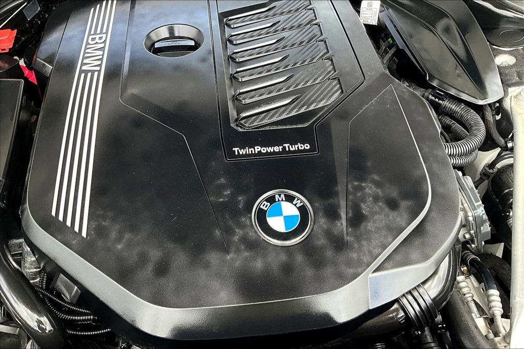 Used 2022 BMW 740i w/ M Sport Package image 39