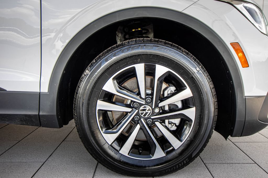 Certified 2024 Volkswagen Tiguan S FWD image 5