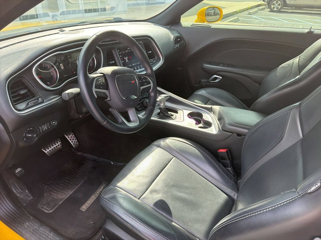 Used 2017 Dodge Challenger R/T Plus RWD image 4