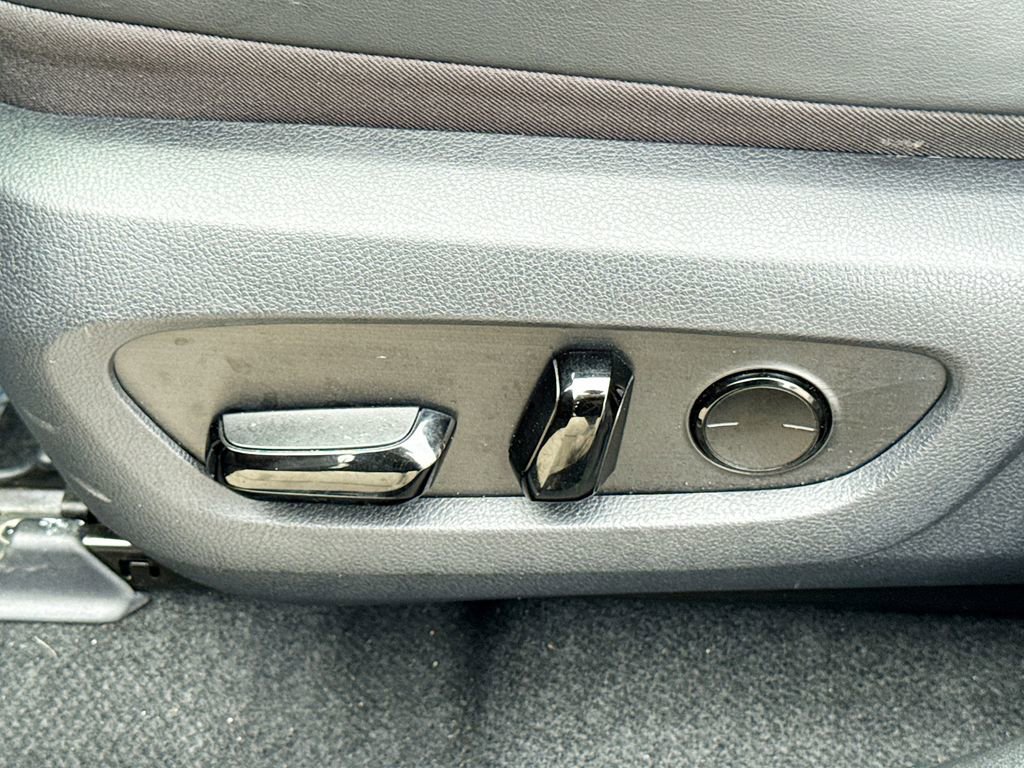 Used 2023 Lexus NX 250 FWD w/ Premium Package image 16