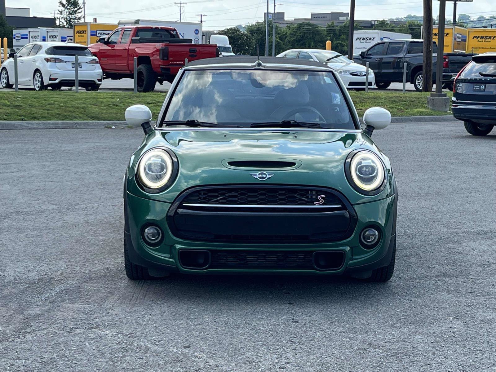 Used 2021 MINI Cooper S FWD image 2