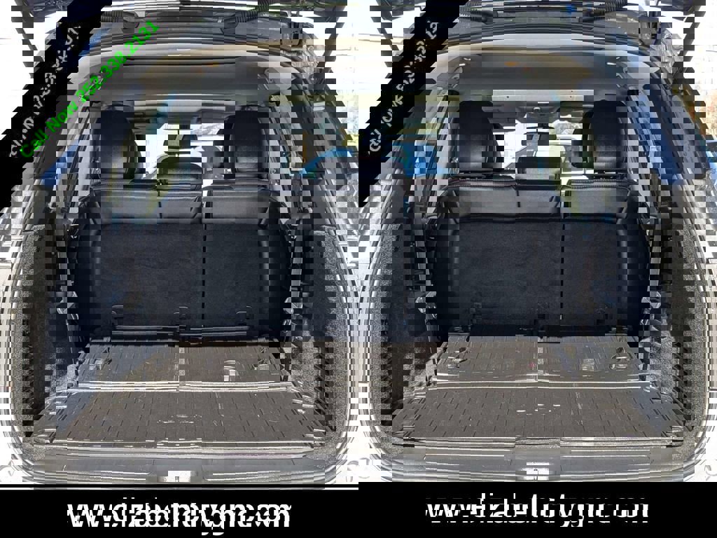 Used 2019 Nissan Pathfinder SL image 14