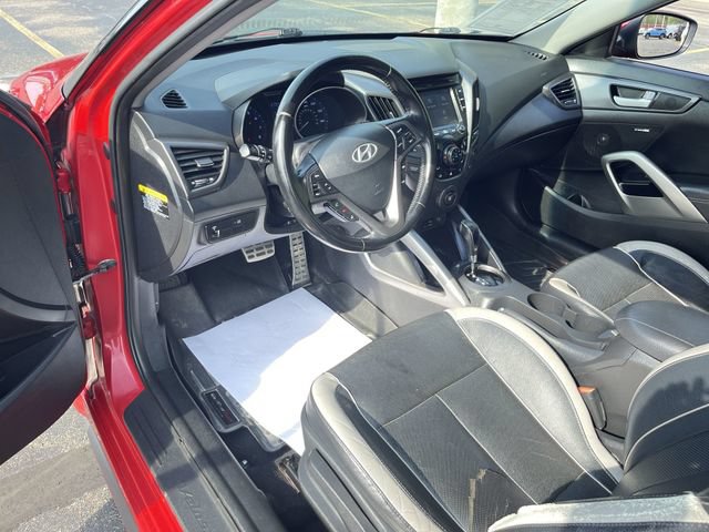 Used 2015 Hyundai Veloster Turbo FWD image 10