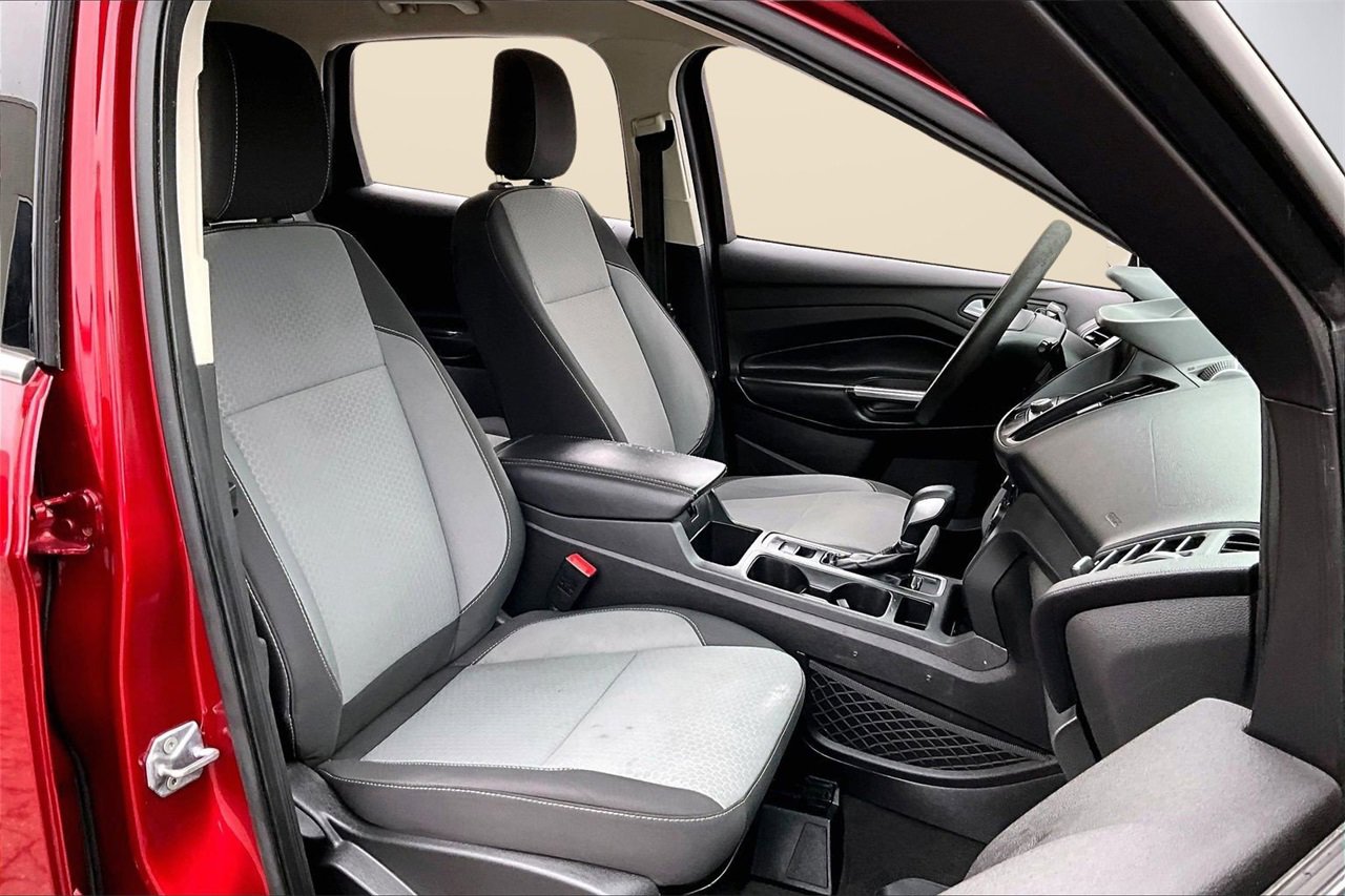 Used 2019 Ford Escape SE image 22
