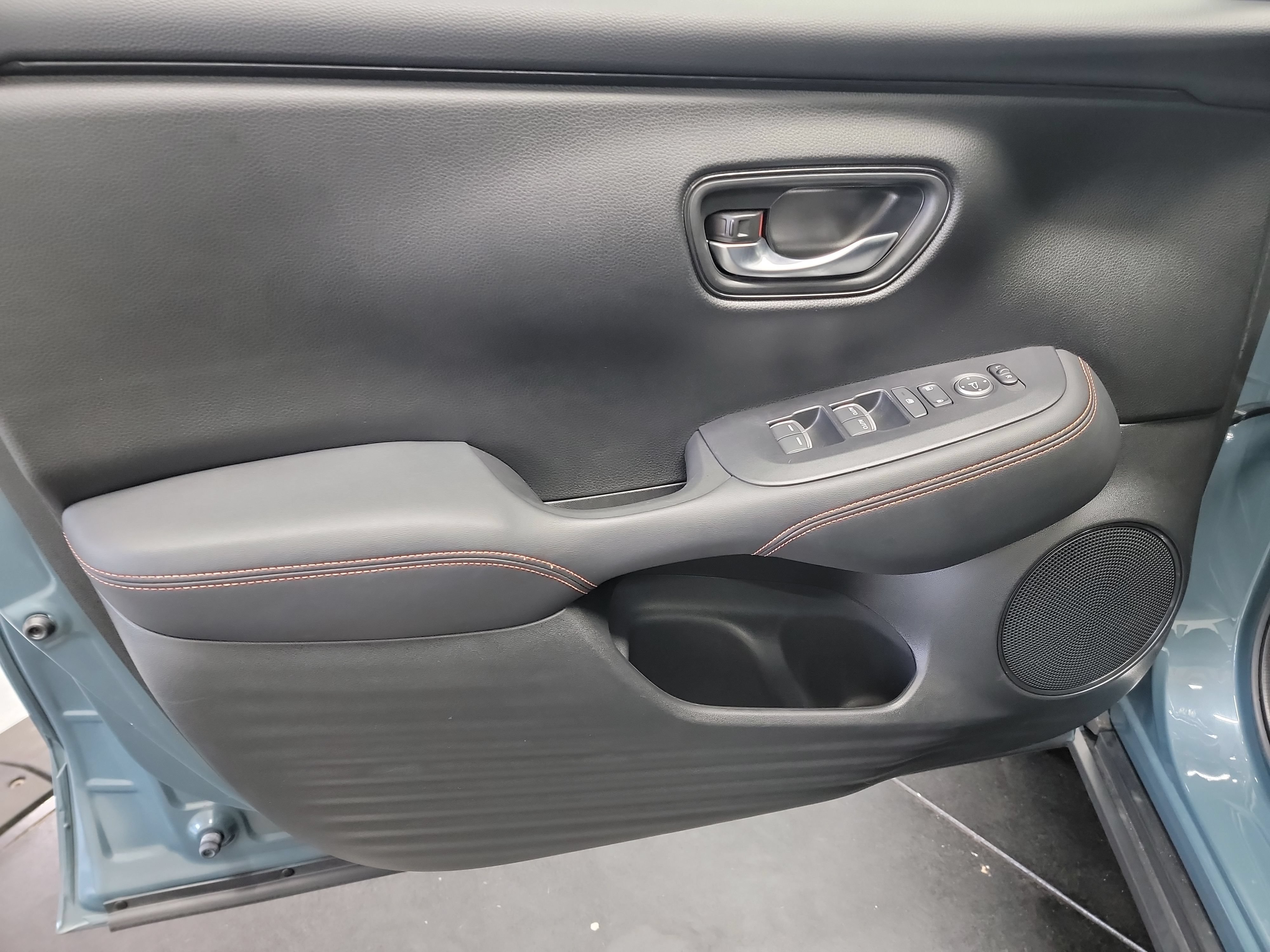 Used 2024 Honda HR-V Sport image 13