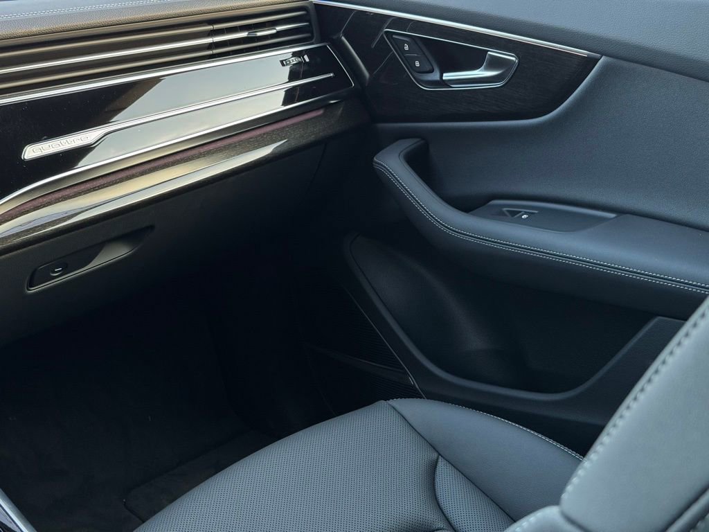 New 2025 Audi Q8 Premium Plus image 34