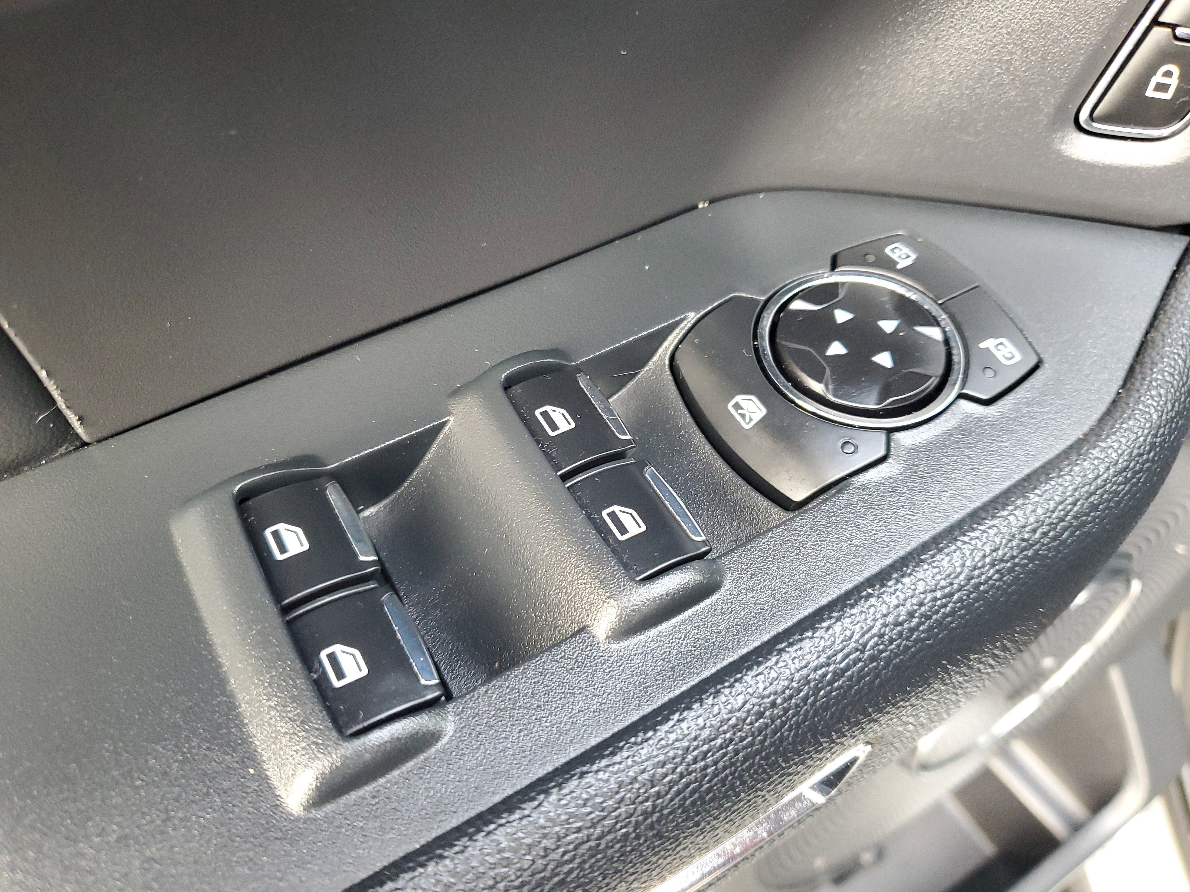 Used 2023 Ford Expedition XLT image 19